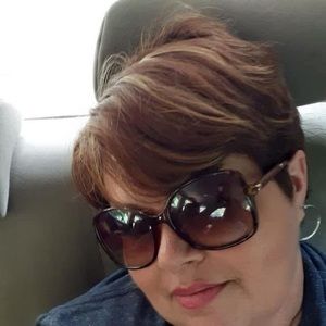 Meet your Posher, Luisa